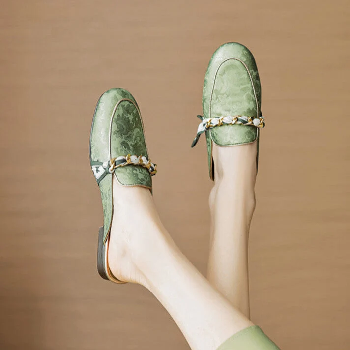 Marisa | Mules Mocassins avec Chaîne Décorative