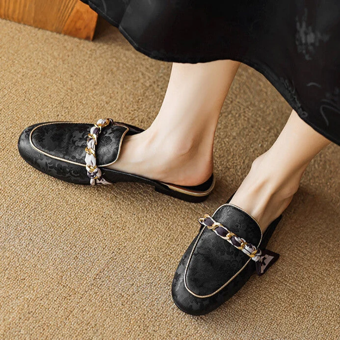 Marisa | Mules Mocassins avec Chaîne Décorative