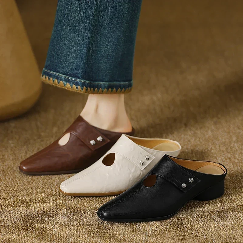 Miles | Mules à Punta avec Détails Découpés