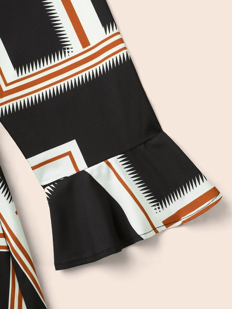 Notched Collar Geometric Contrast Belted Dress