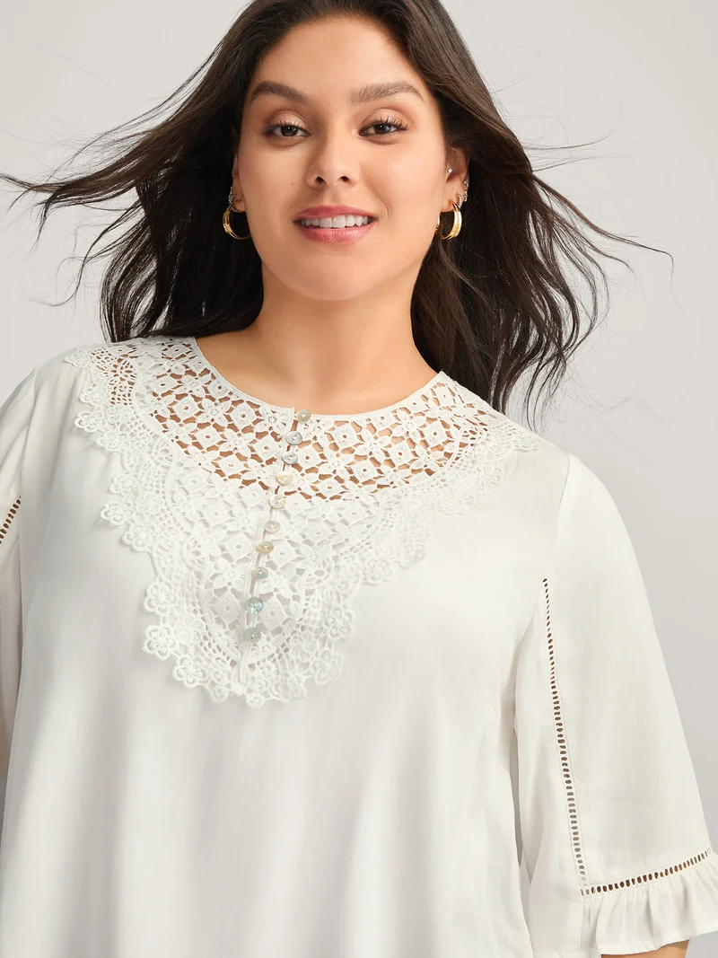 Lace Spliced Button Detail Blouse
