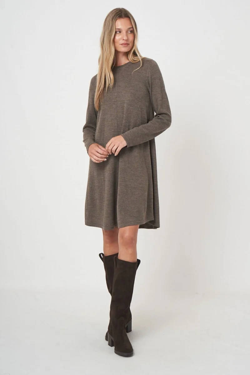 Robe en tricot à coupe évasée