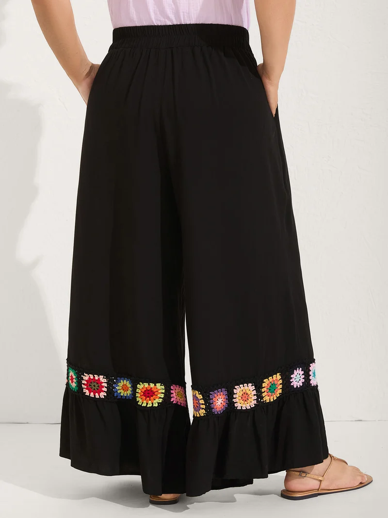 Stretchy Waist Crochet Floral Wide-Leg Pants