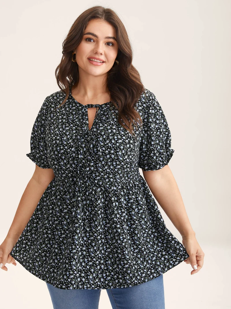 Ditsy Floral Print Bow-Tie Blouse