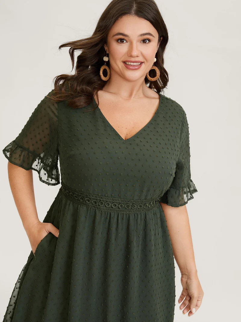 Textured Jacquard Lace Trim Ruffled Maxi Dress