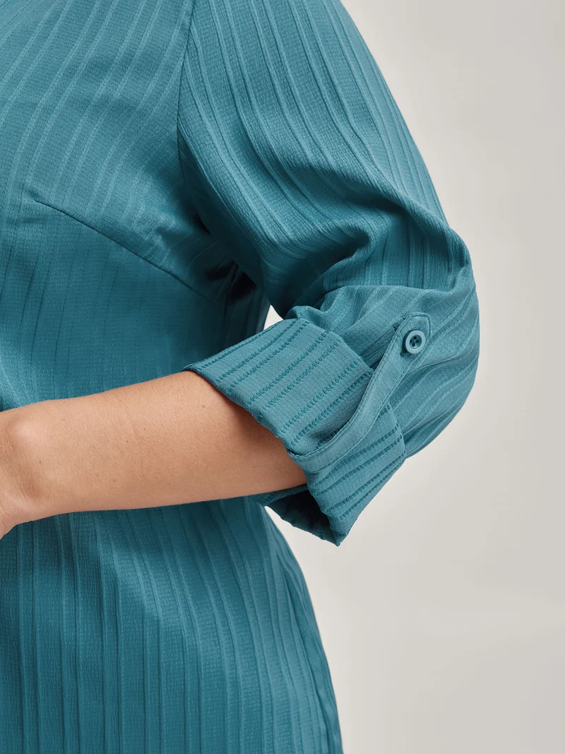 Textured Pleated Back Split Neck Blouse