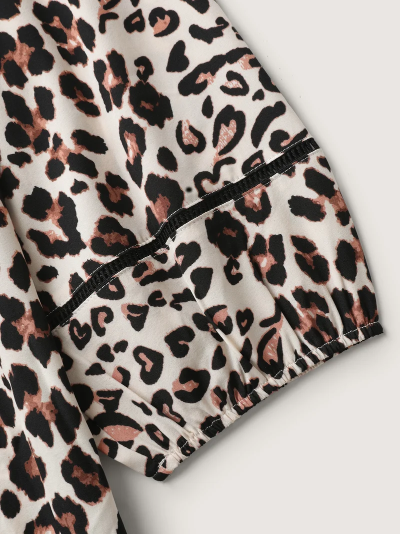 Leopard Print Lace Trim Buttons Blouse