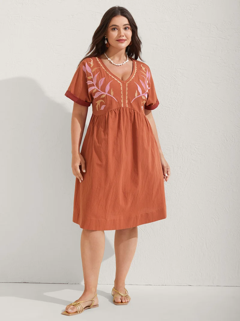Cotton Leafy Embroidery Color Contrast Midi Dress