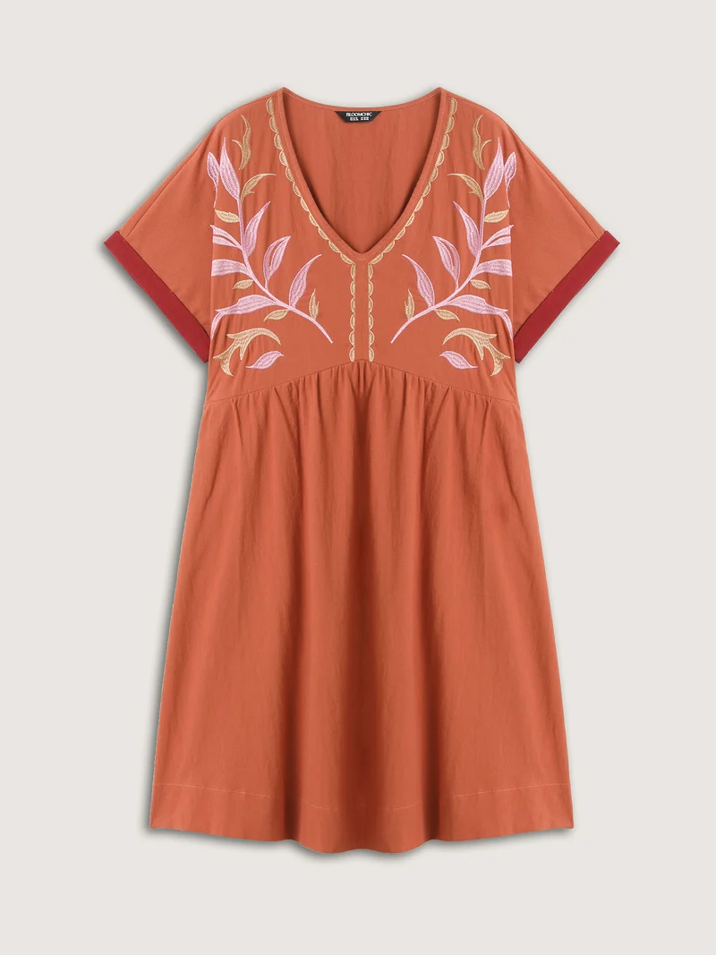 Cotton Leafy Embroidery Color Contrast Midi Dress