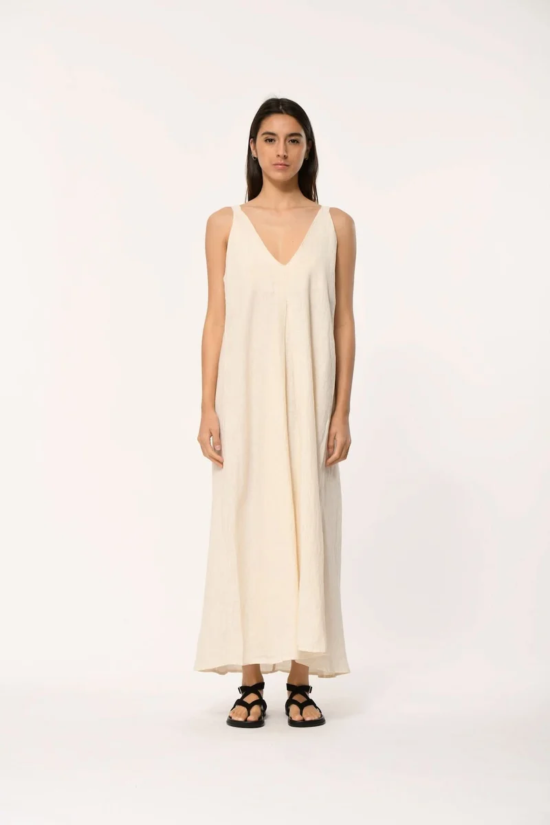 Robe longue fluide à col v