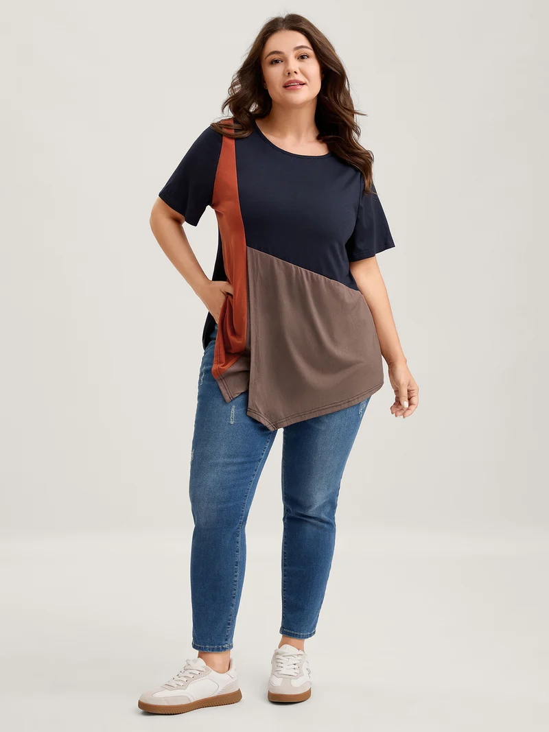 Color Block Slit Asymmetrical Hem T-Shirt