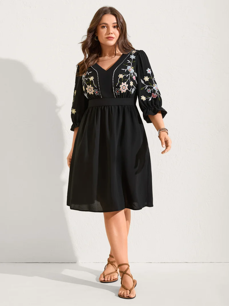 Floral Embroidered V-Neck Pockets Knee Dress
