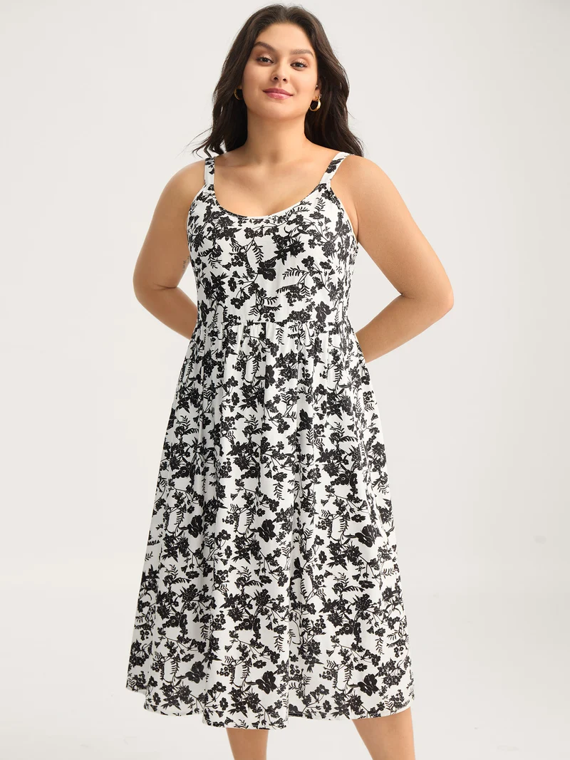 Monochrome Florals Shirred Backless Midi Dress
