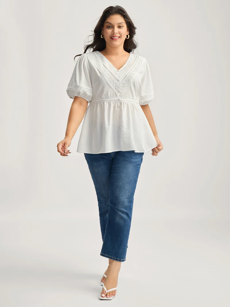 Lace Trim V-Neck Puffy Sleeve Blouse