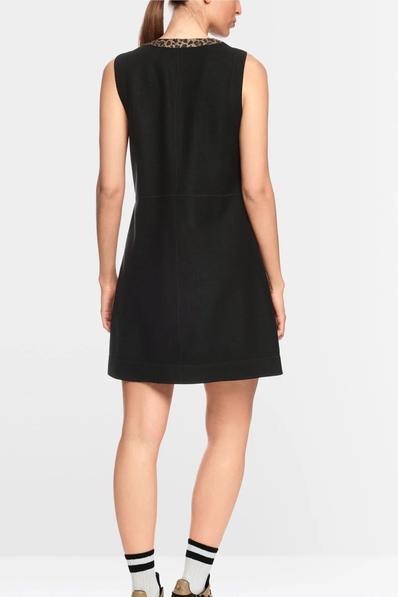 Robe sans manches