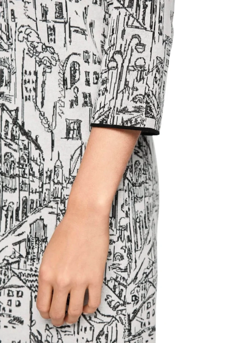 Robe à motif urbain