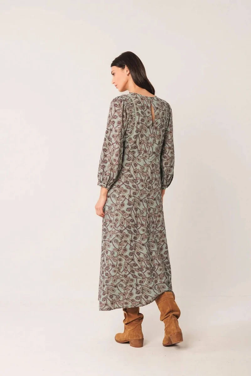 Robe longue au motif géométrique