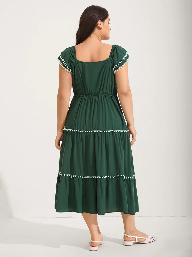 Ruffled Sweetheart Neck Tiered Midi Dress