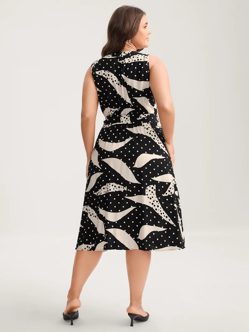 Geometric Print Pleated Midi Dress