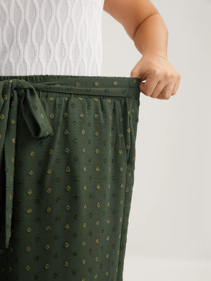Textured Dots Belted Slit Flowy Pants