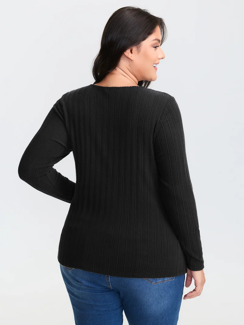 Textured Stretchy-Fit Buttons T-Shirt