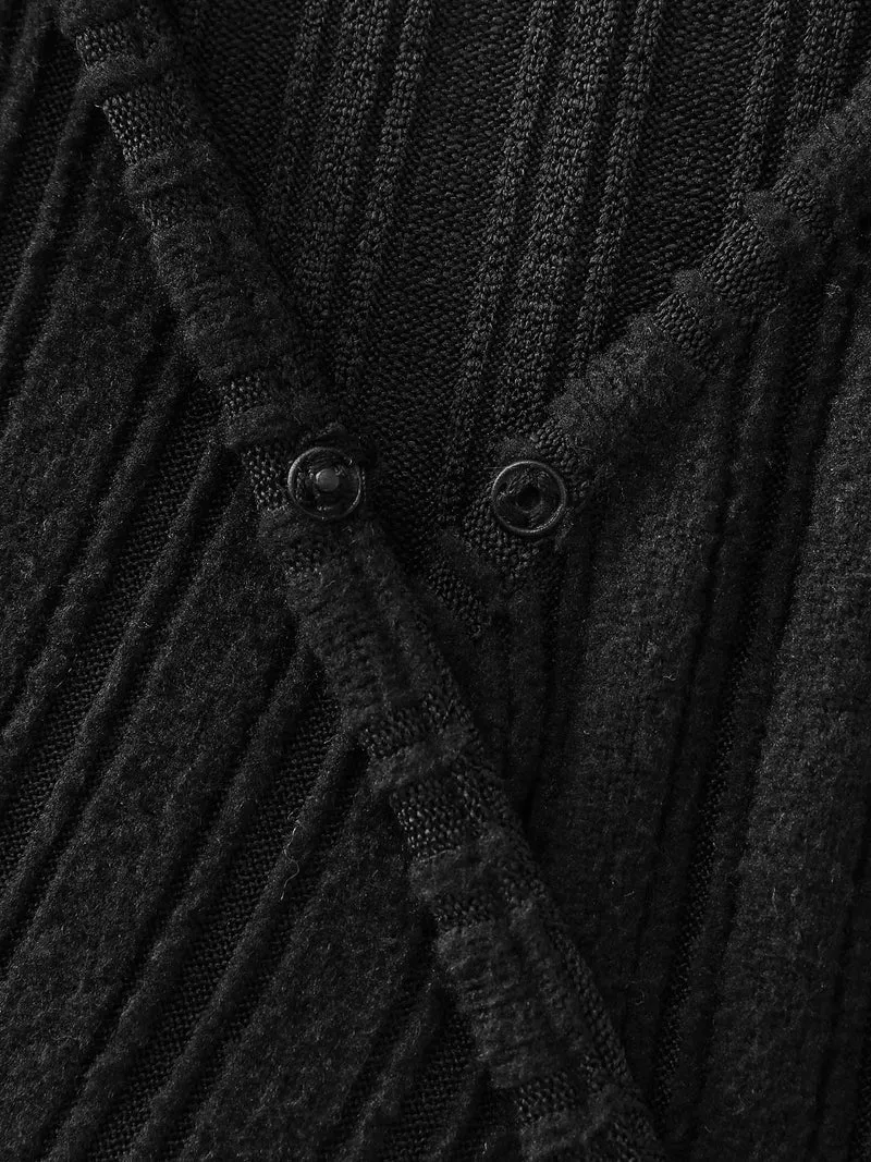Textured Stretchy-Fit Buttons T-Shirt