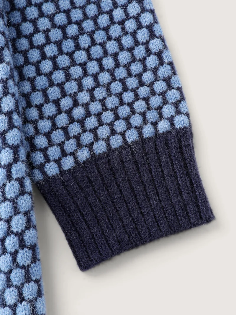Supersoft Geometric Textured Super Stretchy Pullover