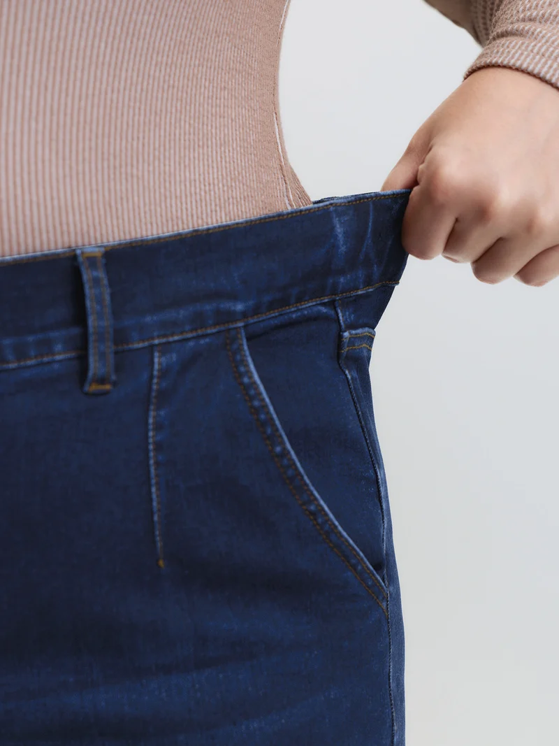 Mid-Rise Elastic Waistband Wide-Leg Jeans