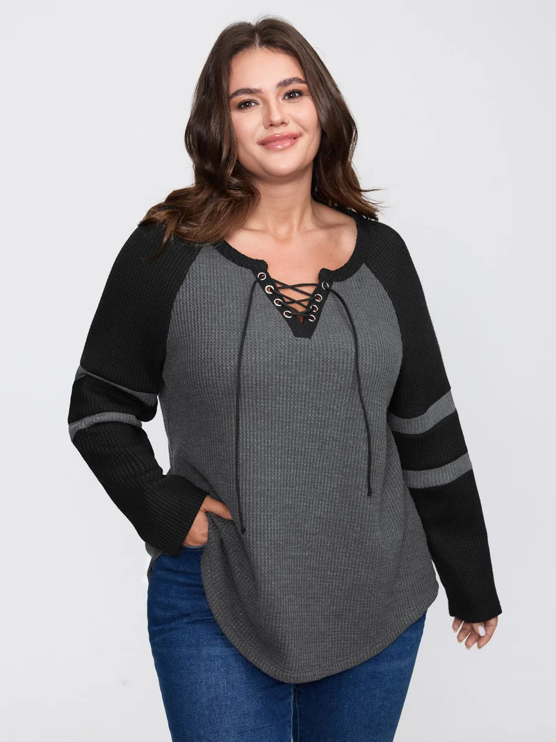 Color Contrast Stripe Textured Cross-Tie T-Shirt