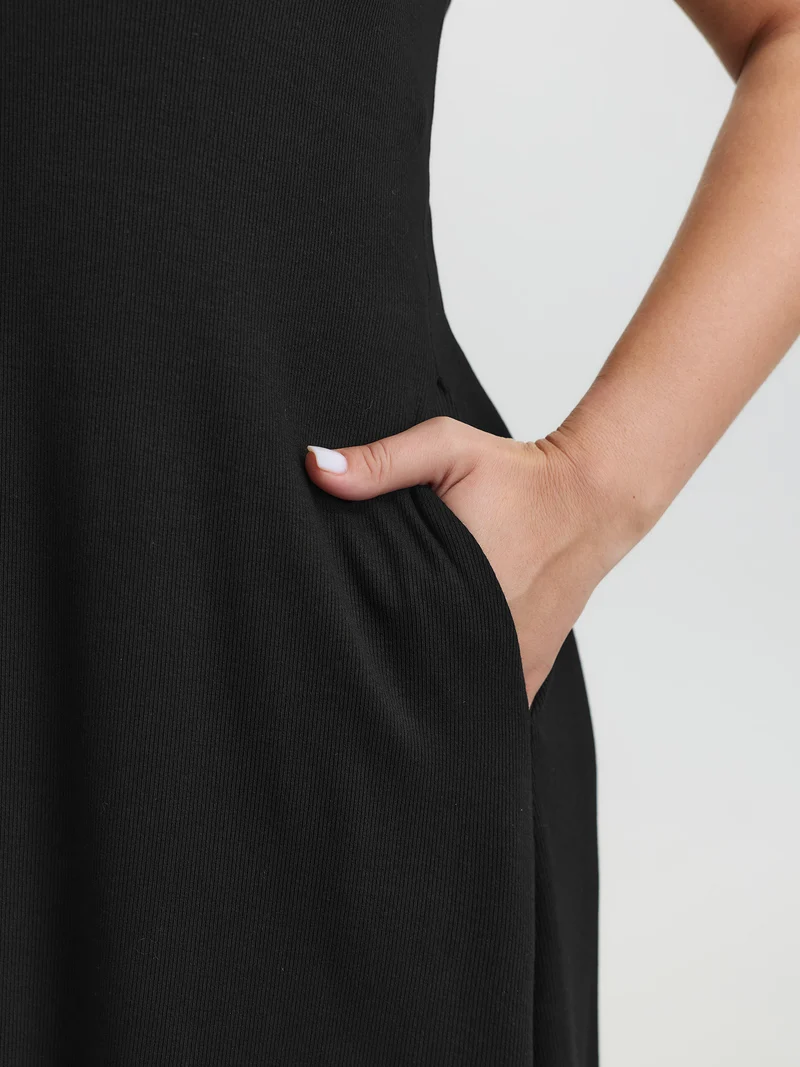 Supersoft Built-in Padded Scoop Neck Midi Dress