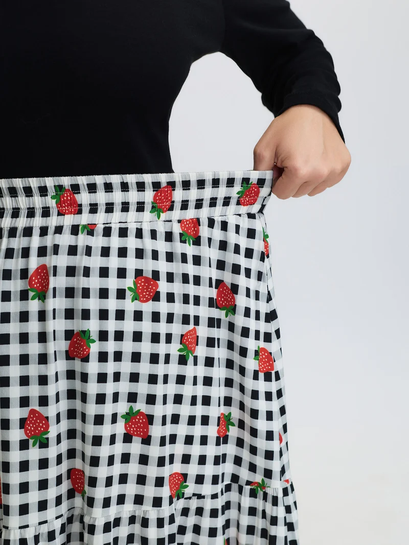 Checkered Fruity Print Tiered Maxi Skirt