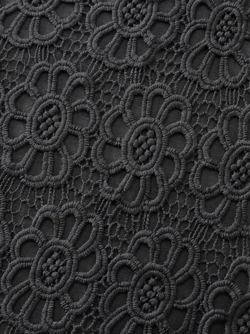 Floral Lace Pattern Round Neck T-Shirt