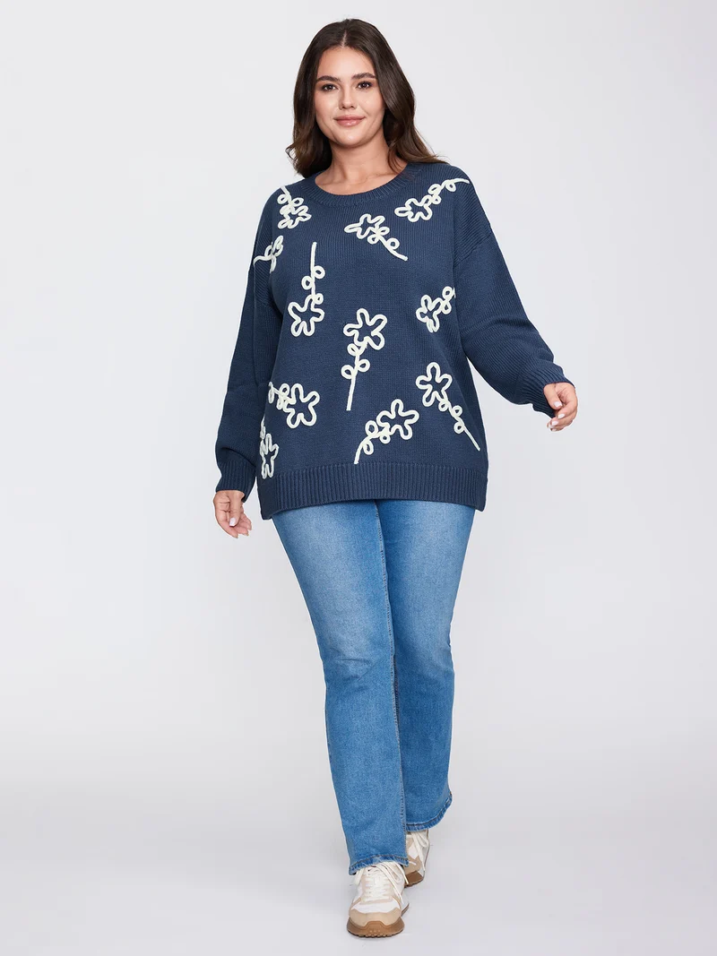 Floral Coil Rope Embroidery Pullover