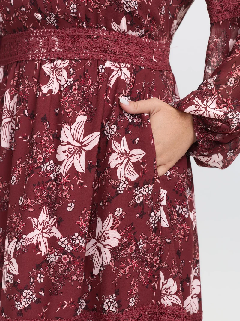 Floral Lace Trim Shirred Waist Midi Dress