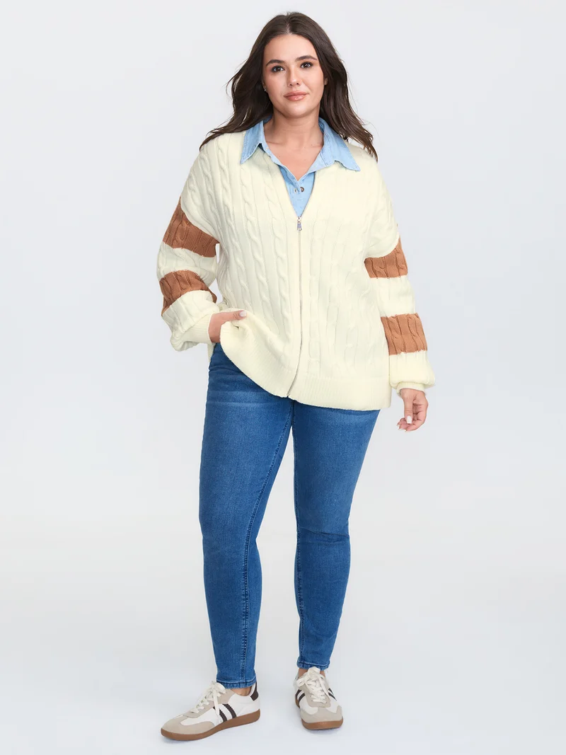 Squirrel Pattern Jacquard Textured Knit Cardigan