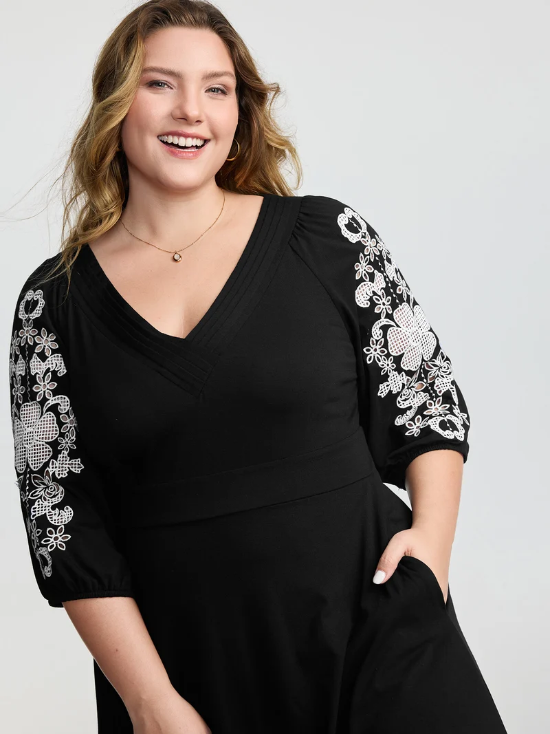 Floral Embroidered V-Neck Pockets Midi Dress