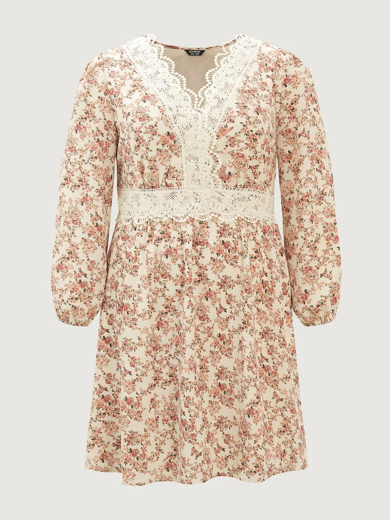 Floral Print Lace Trim Shirred Midi Dress