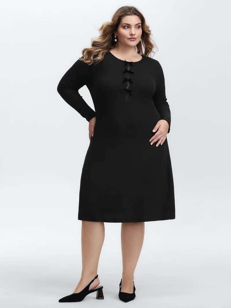 Cut-Out Bowknot Fitted Midi Dress