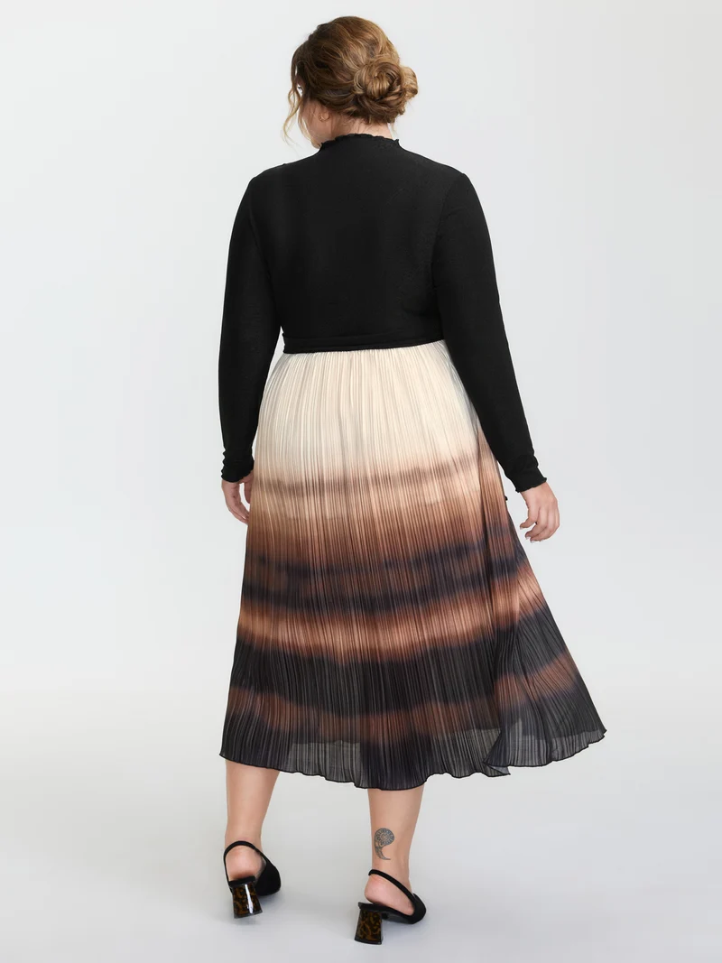 Stretchy Slit Sleeve Waist-Tie Maxi Dress