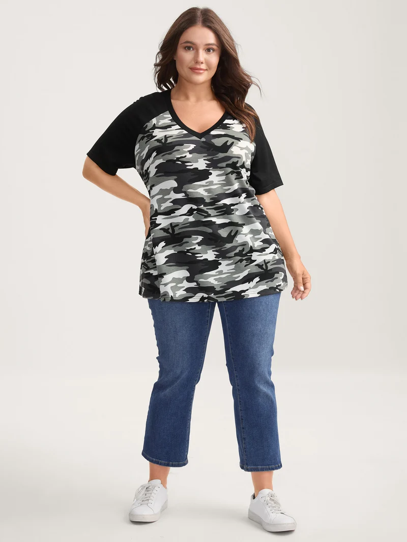 Camouflage Print Raglan Sleeve T-Shirt
