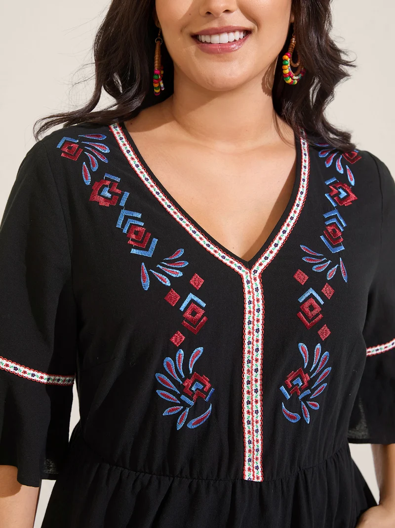 Pure Cotton Embroidered Pockets Midi Dress