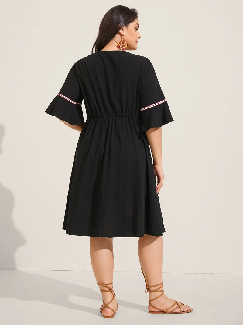 Pure Cotton Embroidered Pockets Midi Dress