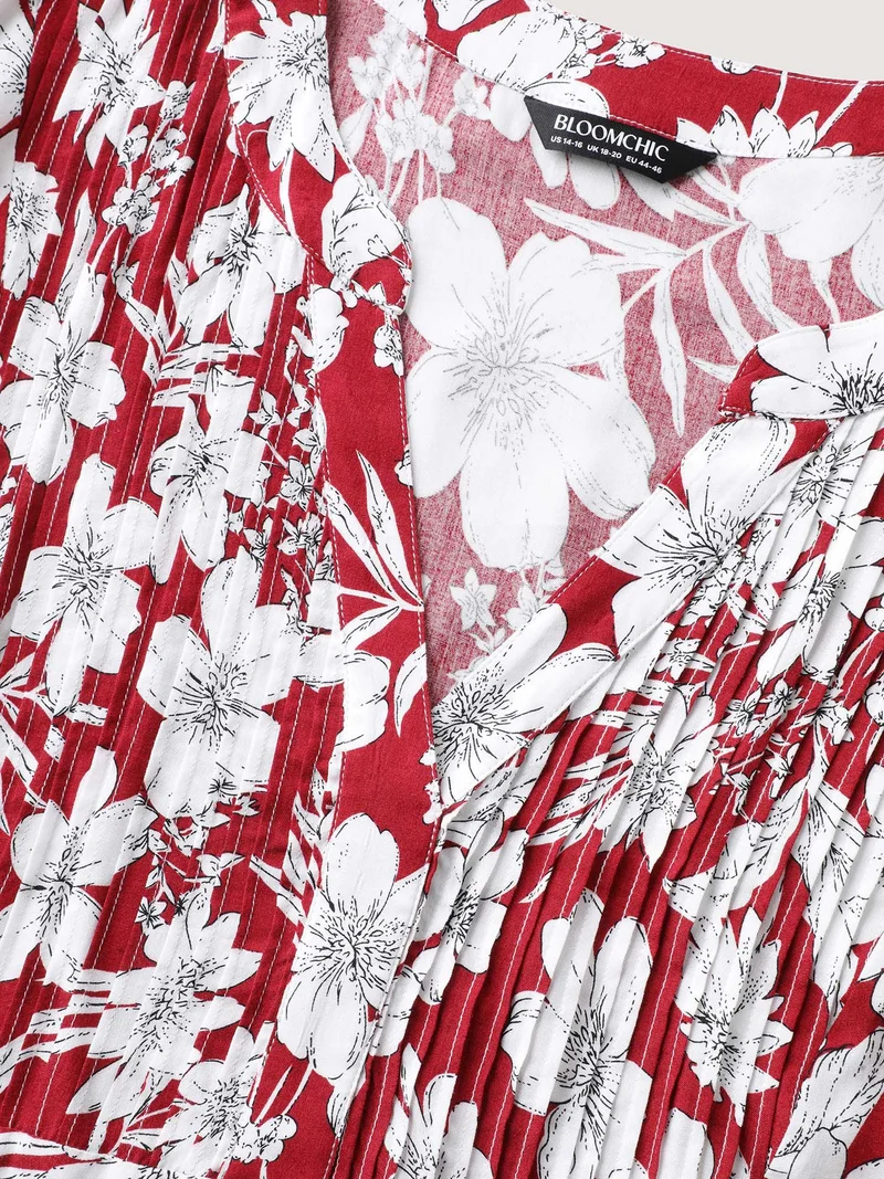 Silhouette Floral Toothpick Pleat Blouse