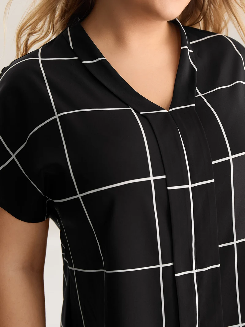 Plaid Pattern Woven Placket Blouse