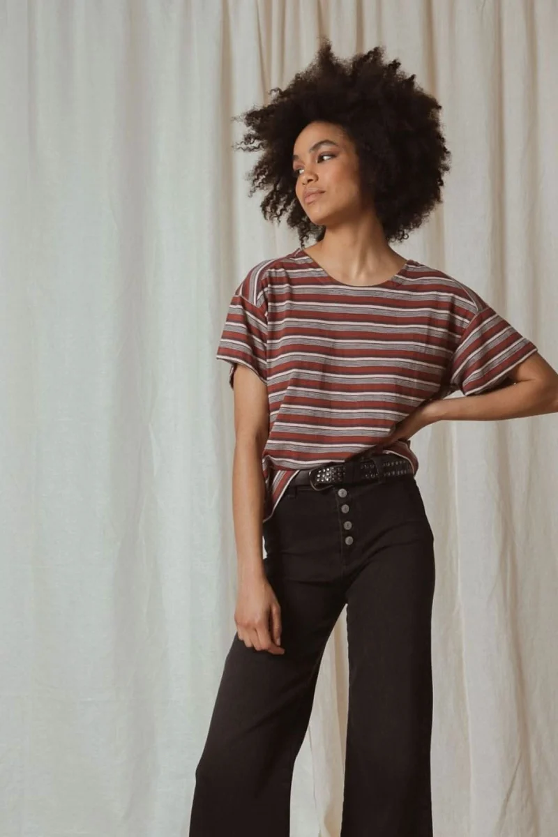 Ceinture en cuir clouté