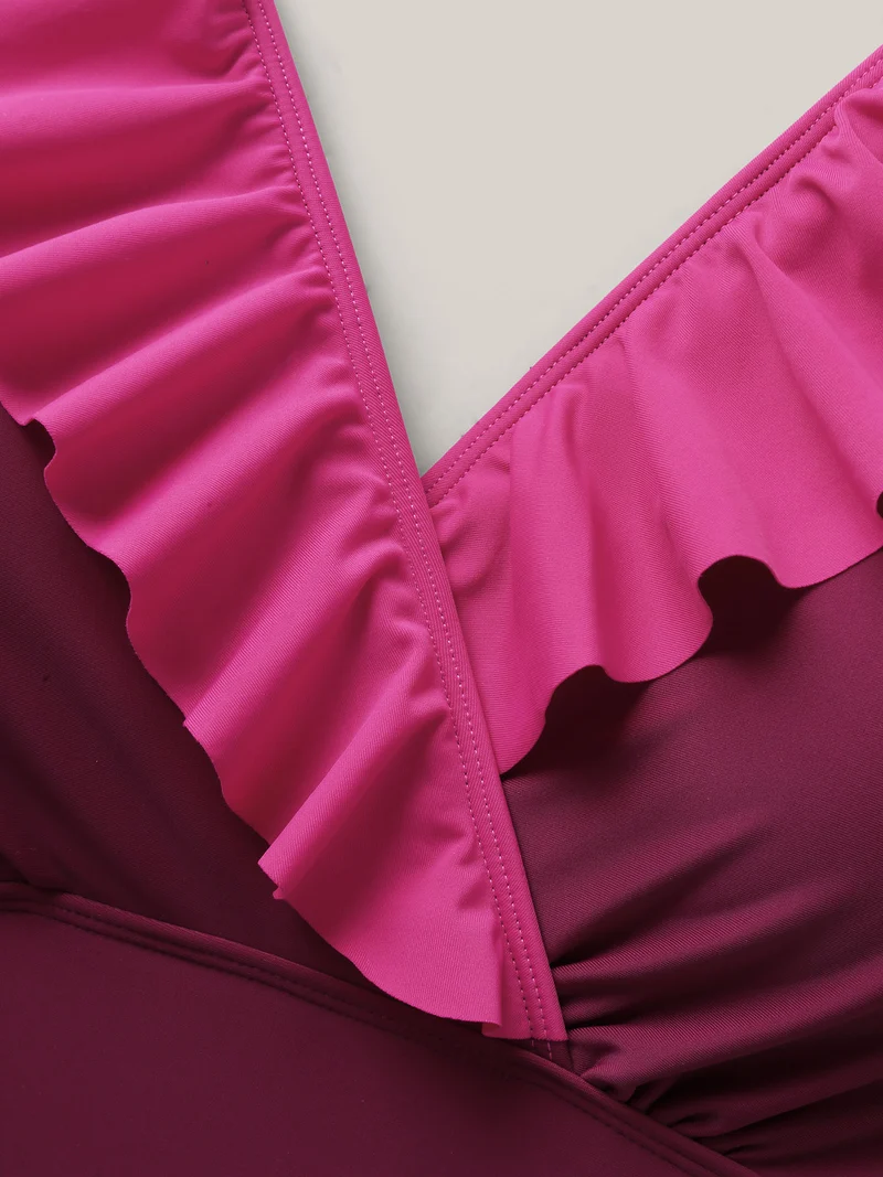Color Block Lotus Edge Swim Top