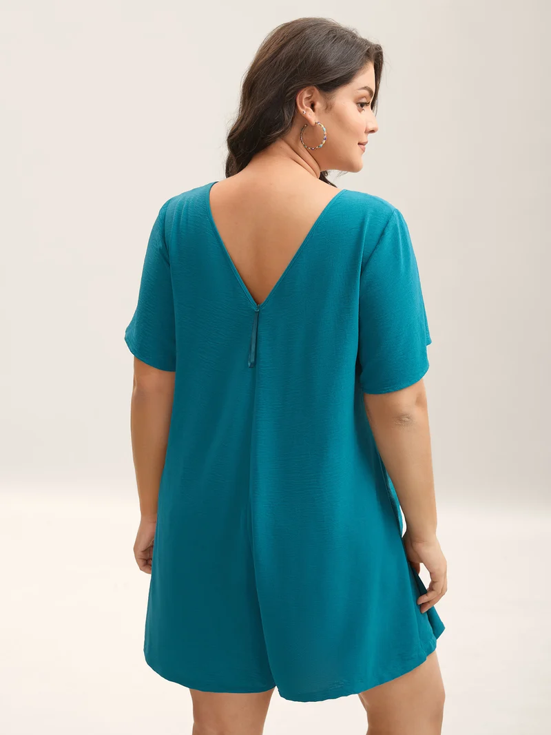 Relaxed Fit Pockets Seamed Solid Romper