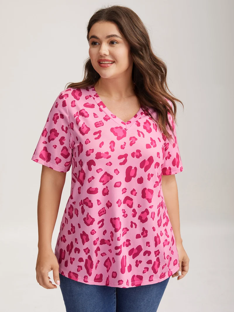 Rosy Leopard Print Relaxed T-Shirt