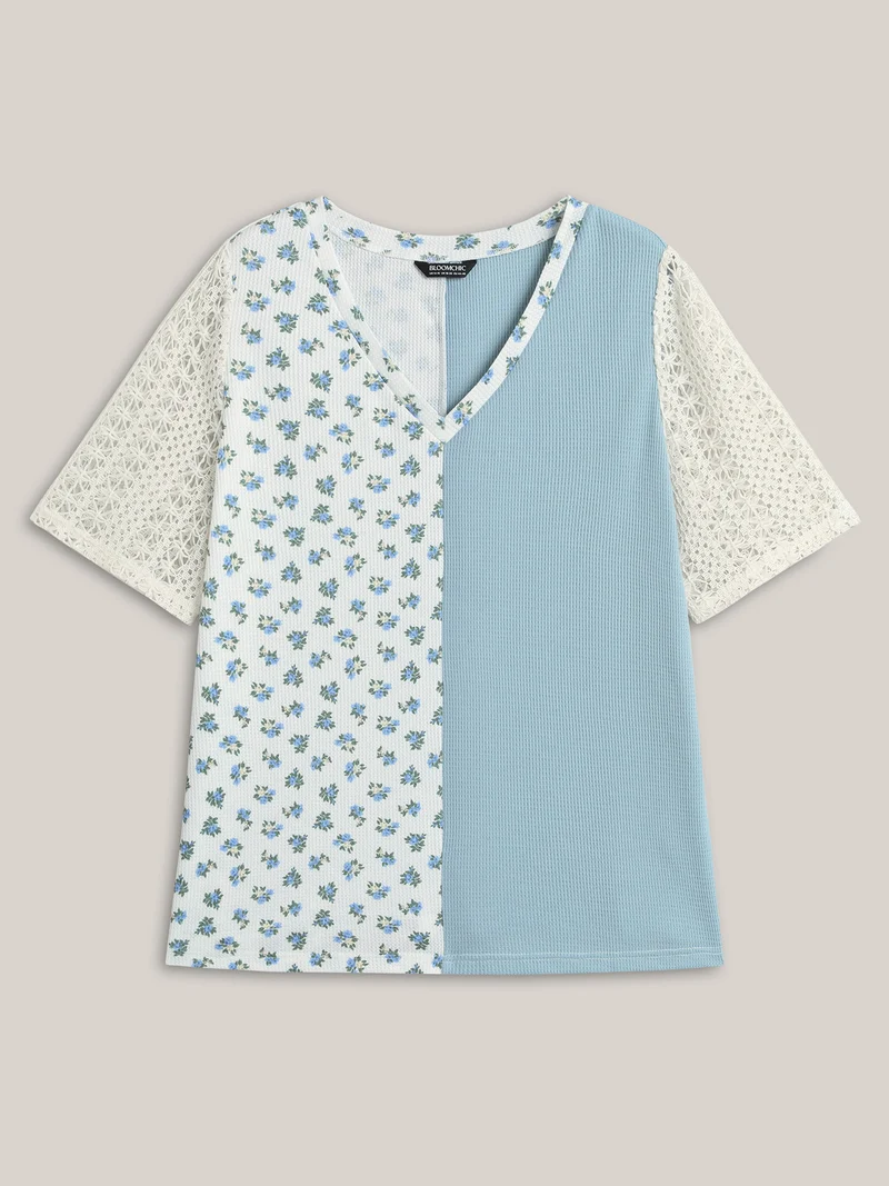Waffle Grid Floral V-Neck T-Shirt