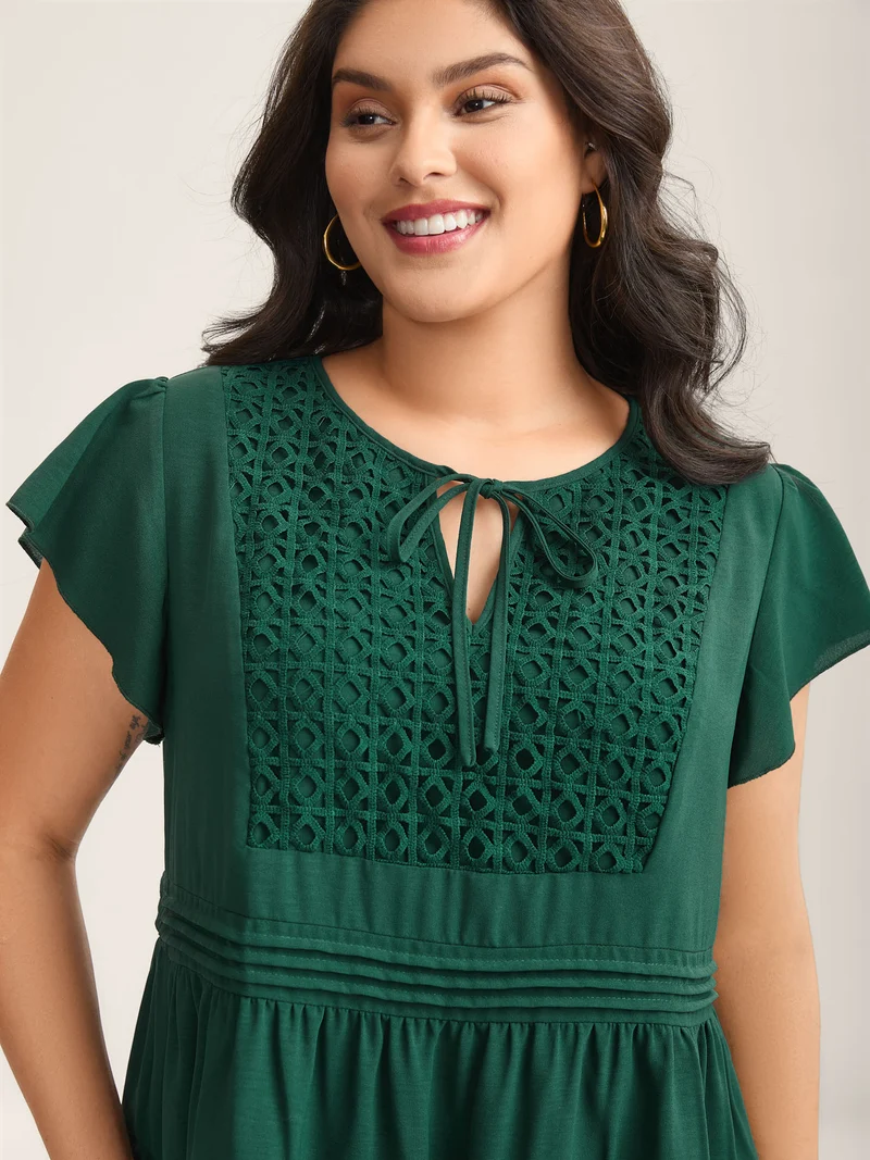 Textured Lace Tiered Solid Blouse
